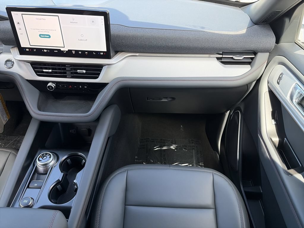 New 2027 Ford Explorer Active w/ Active Comfort Package RWD image 17