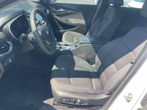 Used 2023 Chevrolet Malibu LT w/ Driver Confidence Package FWD image 14