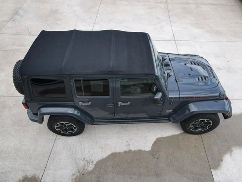 Used 2017 Jeep Wrangler Unlimited Rubicon image 49