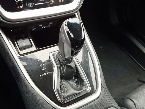 Used 2020 Subaru Outback Limited image 17
