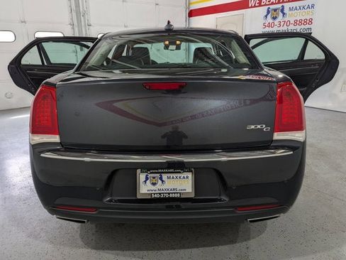 Used 2017 Chrysler 300 C w/ Safetytec Plus Group image 14
