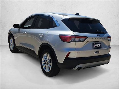 Used 2020 Ford Escape SE FWD image 16