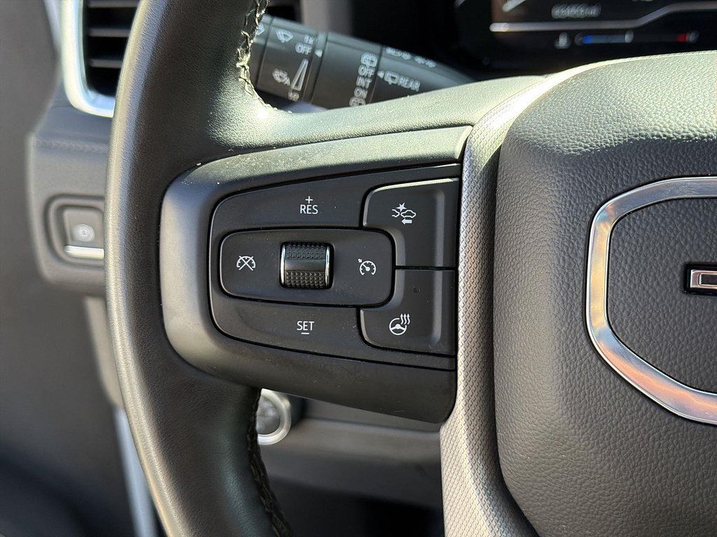 Used 2024 GMC Yukon XL Denali RWD image 36