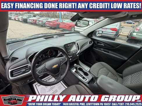 Used 2018 Chevrolet Equinox LT w/ Sun & Infotainment Package image 11