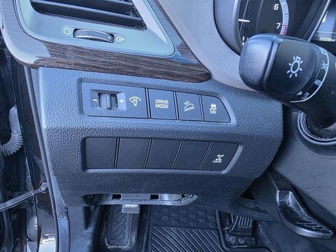 Used 2017 Hyundai Santa Fe Sport image 13