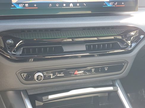 Used 2025 BMW 430i xDrive Coupe w/ Premium Package image 22