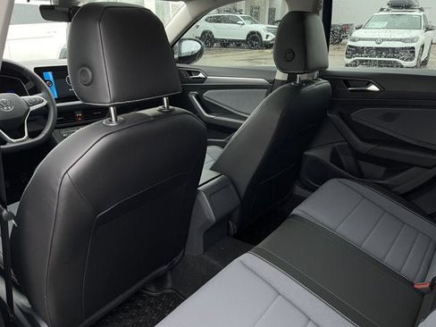 New 2026 Volkswagen Jetta SE image 25