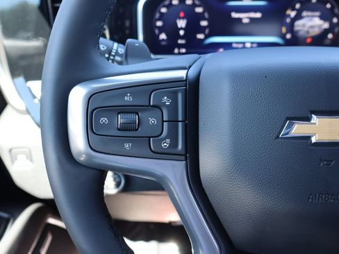 New 2026 Chevrolet Silverado 1500 LTZ w/ LTZ Premium Package AWD/4WD image 8