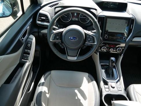 Used 2023 Subaru Forester Limited AWD/4WD image 12