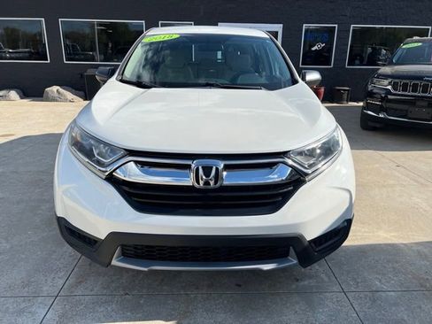 Used 2018 Honda CR-V LX image 2