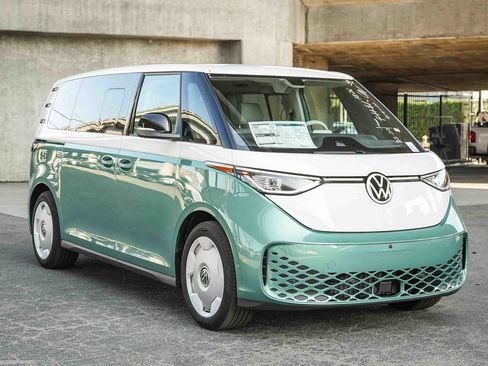 New 2025 Volkswagen ID. Buzz 1st Edition AWD/4WD image 3