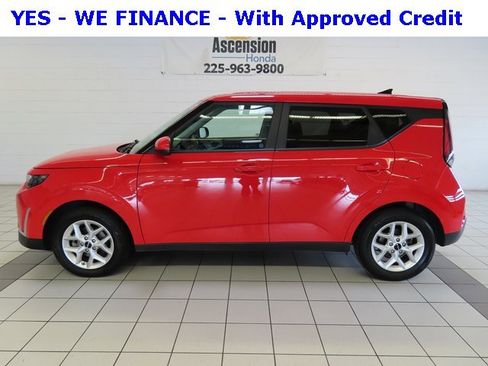 Used 2024 Kia Soul LX w/ Option Group 015 image 3