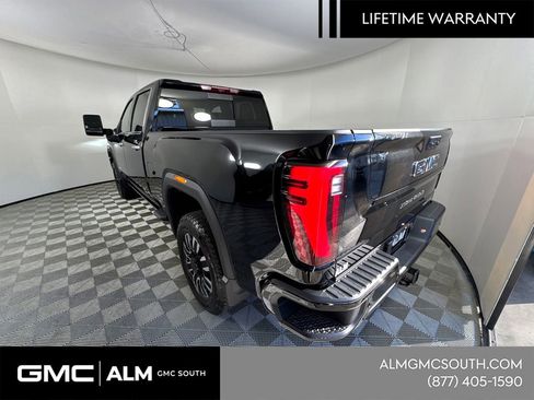 New 2026 GMC Sierra 2500 Denali Ultimate image 9