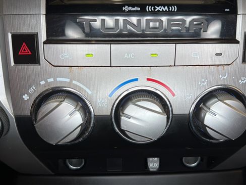 Used 2014 Toyota Tundra SR5 AWD/4WD image 33