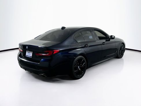 Used 2021 BMW 530i xDrive w/ M Sport Package image 5