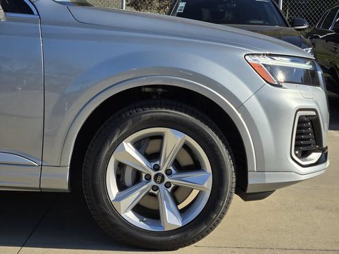 Used 2026 Audi Q7 3.0T Premium AWD/4WD image 13