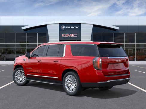 New 2025 GMC Yukon XL Elevation image 17