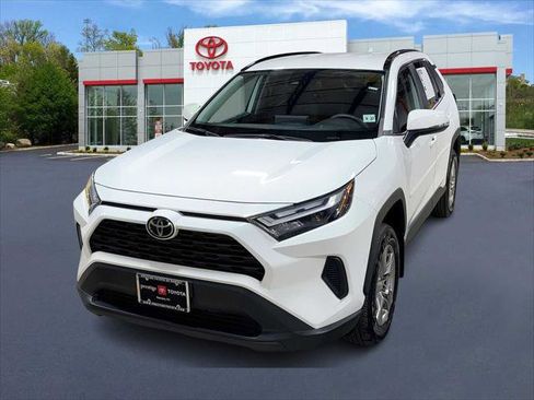 Certified 2022 Toyota RAV4 XLE image 1