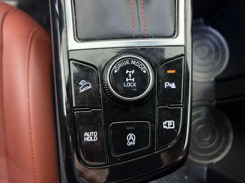 Used 2024 Kia Sportage SX AWD/4WD image 30
