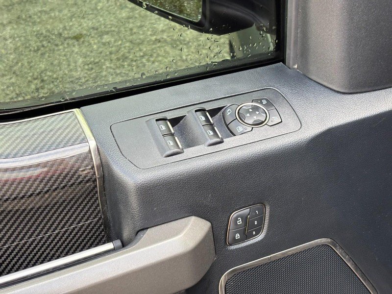 Used 2019 Ford F150 Raptor w/ Equipment Group 802A Luxury AWD/4WD image 18