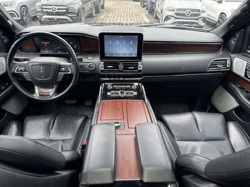 Used 2021 Lincoln Navigator Reserve AWD/4WD image 24