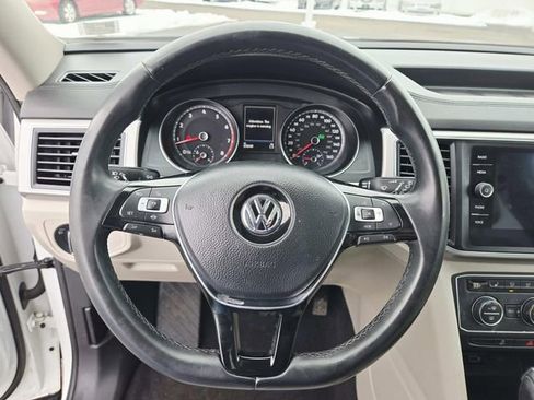 Used 2019 Volkswagen Atlas SE w/ Panoramic Sunroof Package image 20