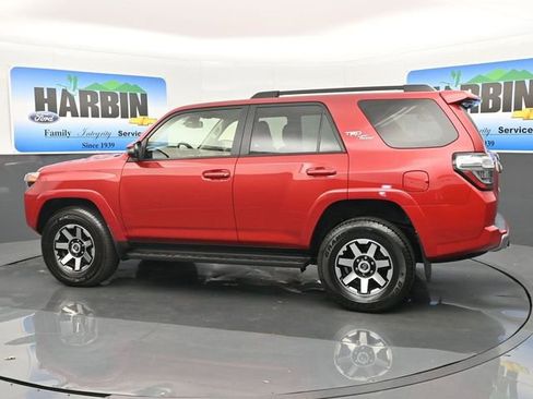 Used 2024 Toyota 4Runner TRD Off-Road Premium image 3