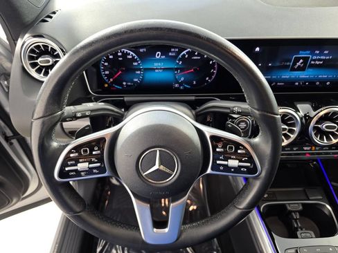Used 2021 Mercedes-Benz GLA 250 image 17