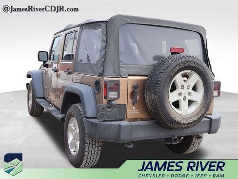 Used 2015 Jeep Wrangler Unlimited Sport w/ Quick Order Package 24S image 16