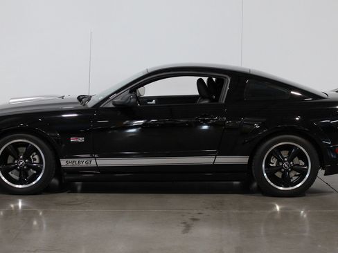 Used 2007 Ford Mustang GT RWD image 29
