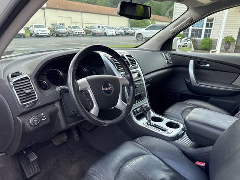 Used 2011 GMC Acadia SLT AWD/4WD image 16
