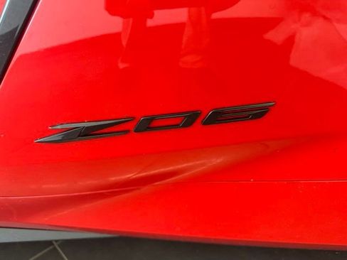 Used 2025 Chevrolet Corvette Z06 RWD image 2
