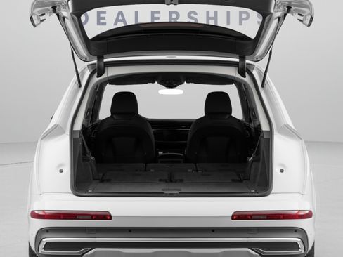 Used 2023 Audi Q7 2.0T Premium Plus AWD/4WD image 31