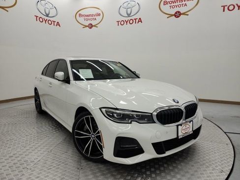 Used 2019 BMW 330i Sedan w/ M Sport Package image 1
