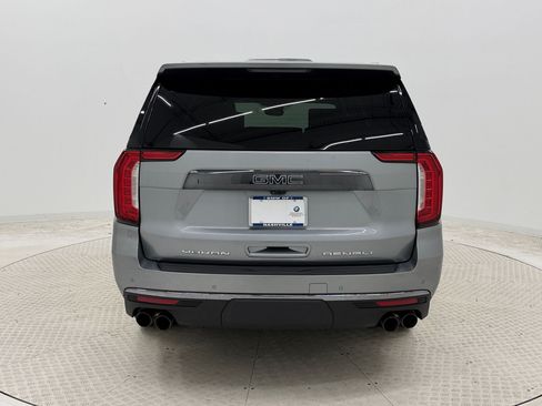 Used 2024 GMC Yukon Denali Ultimate AWD/4WD image 10