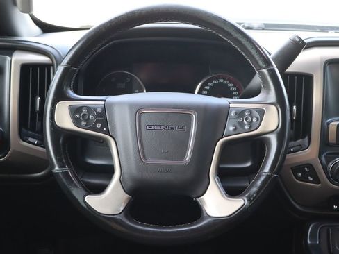 Used 2016 GMC Sierra 2500 Denali w/ Duramax Plus Package AWD/4WD image 18