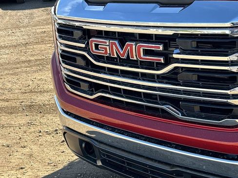 Used 2026 GMC Sierra 1500 SLT AWD/4WD image 30
