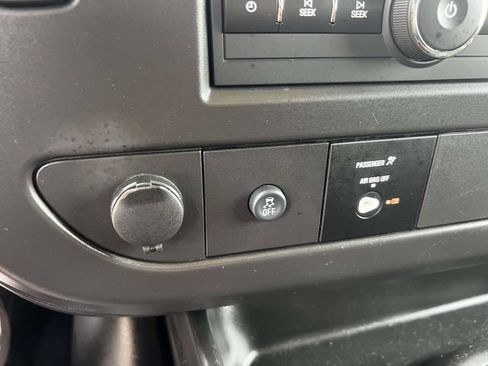 Used 2024 Chevrolet Express 2500 w/ Driver Convenience Package RWD image 26