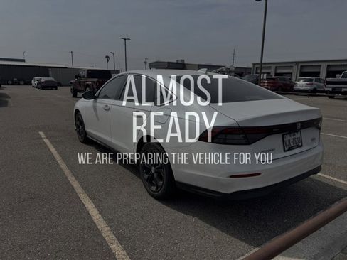 Used 2024 Honda Accord LX image 3