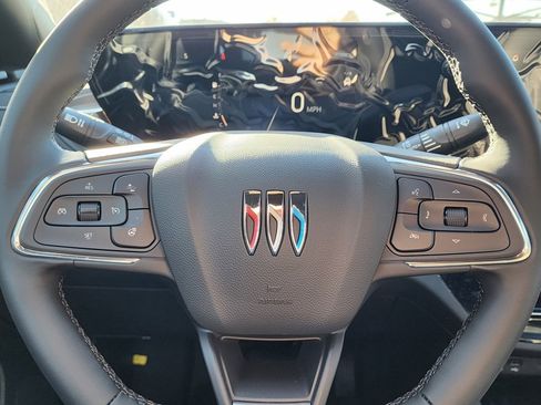 New 2026 Buick Envista Avenir image 19