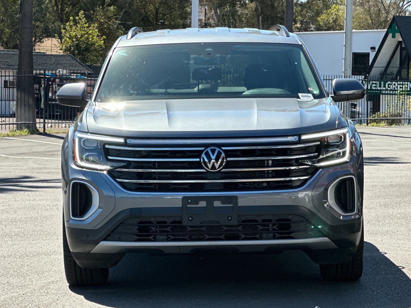 Used 2025 Volkswagen Atlas SE AWD/4WD image 7