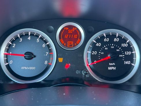 Used 2012 Nissan Sentra 2.0 SR w/ Special Edition Pkg image 25