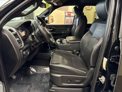 Used 2020 RAM 2500 Laramie image 39