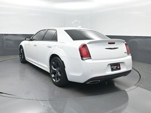 Used 2022 Chrysler 300 S RWD image 3