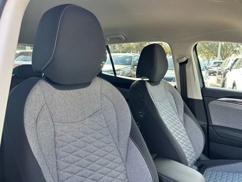 New 2026 Volkswagen Tiguan S FWD image 40