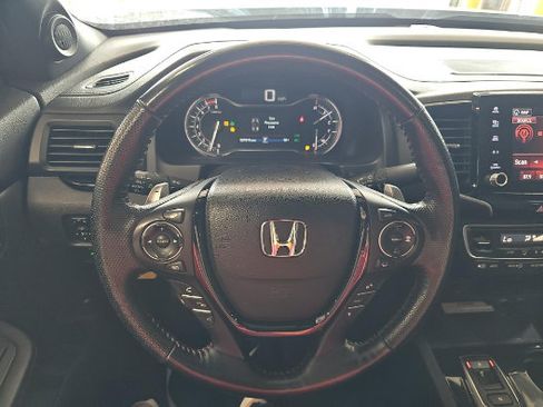 Used 2023 Honda Ridgeline Black Edition image 7