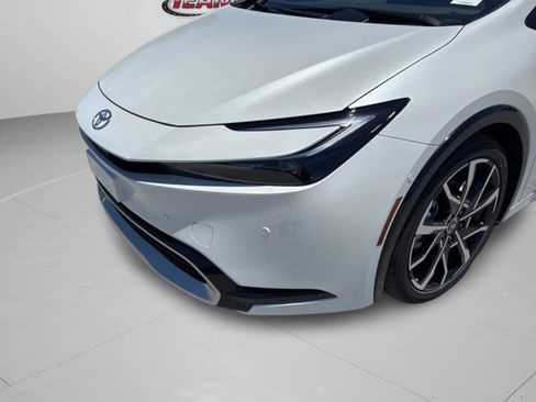 New 2026 Toyota Prius Plug-In Hybrid FWD image 34