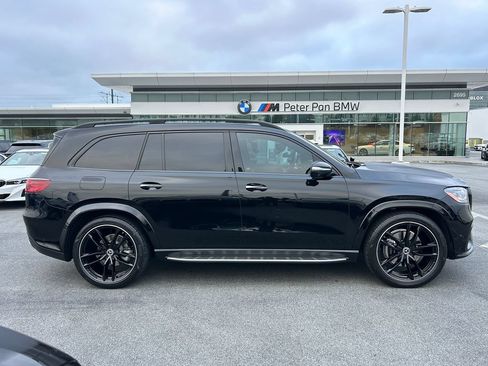 Used 2024 Mercedes-Benz GLS 580 4MATIC image 6