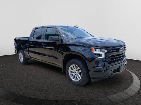Used 2024 Chevrolet Silverado 1500 RST w/ Protection Package AWD/4WD image 2
