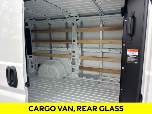 Used 2025 RAM ProMaster 2500 w/ U-Haul Equipment Group FWD image 10